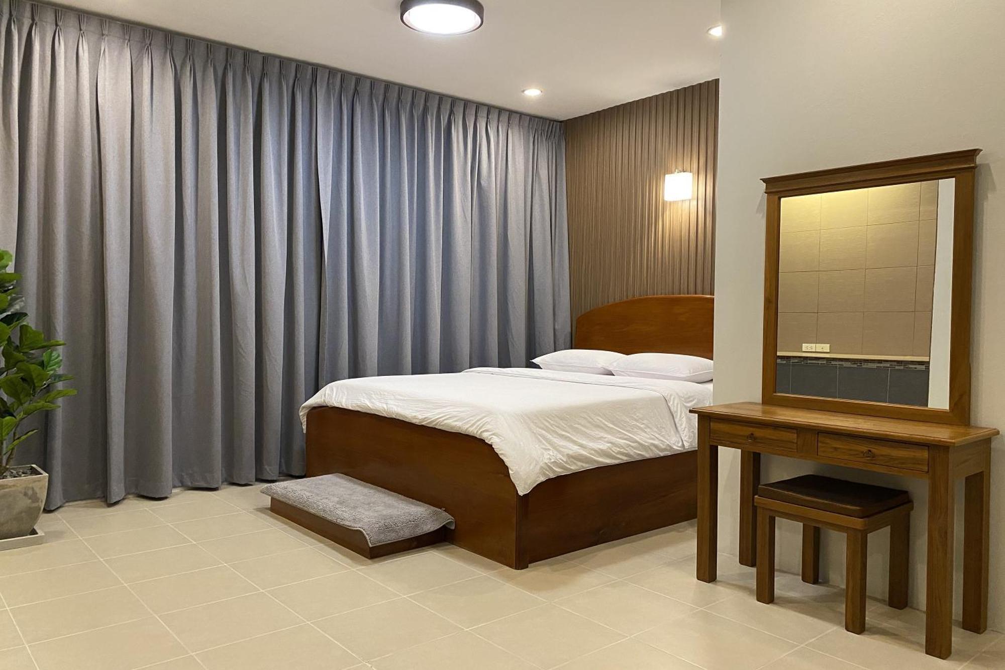 Sanaepatan Home Resort - เสน่ห์ป่าตาล โฮม รีสอร์ต Ban Buak Khang Luaran gambar