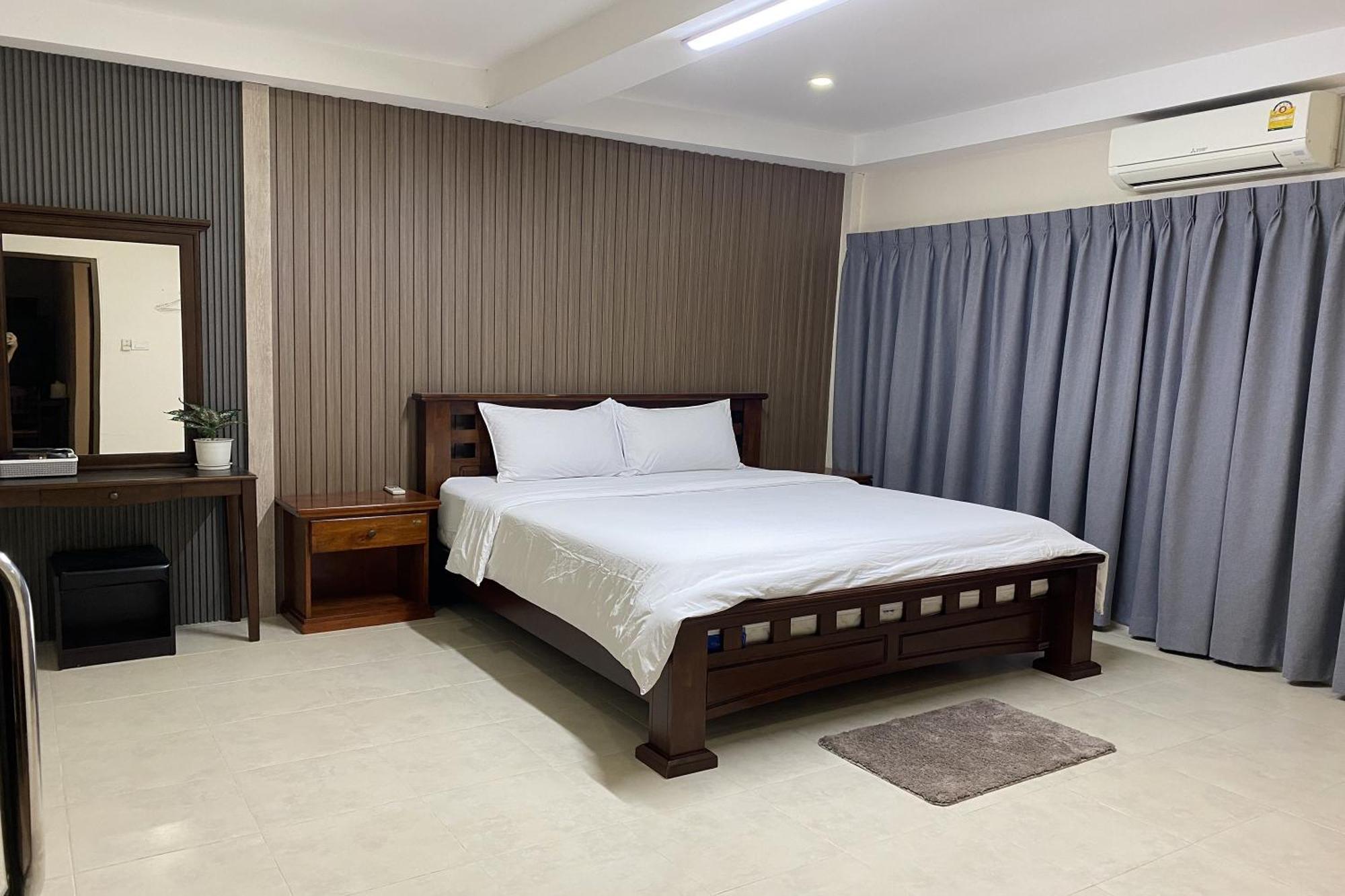 Sanaepatan Home Resort - เสน่ห์ป่าตาล โฮม รีสอร์ต Ban Buak Khang Luaran gambar