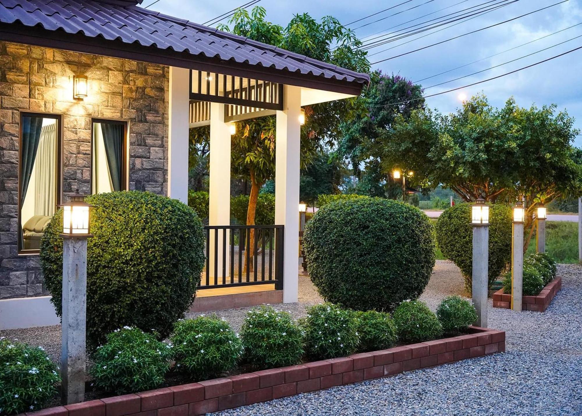 Sanaepatan Home Resort - เสน่ห์ป่าตาล โฮม รีสอร์ต Ban Buak Khang Luaran gambar
